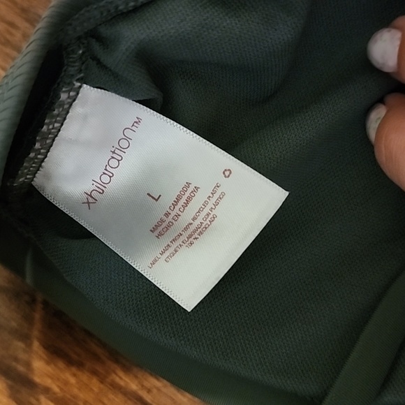 Bikini - Picture 3 of 3